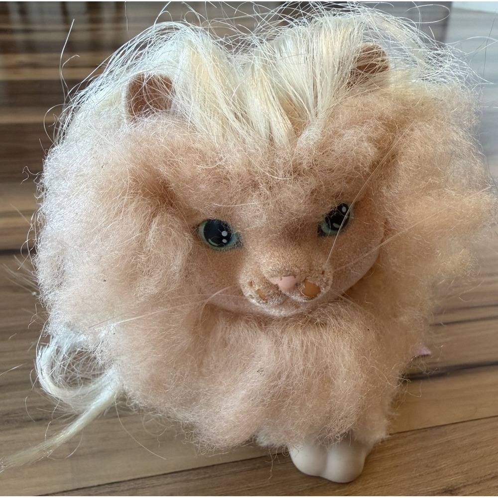 Vintage 1989 Hasbro Sweetie Kitties Cat Long Hair Blue Eyes Braided Tail